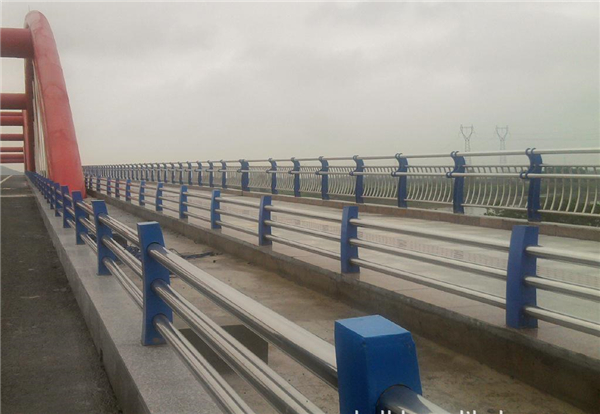 南京不锈钢桥梁防撞栏杆